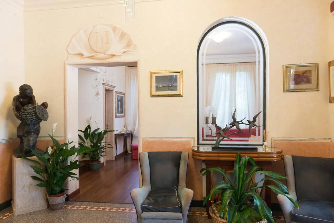 Hotel Villa Tiziana Marina di Pietrasanta 3*,  Italy